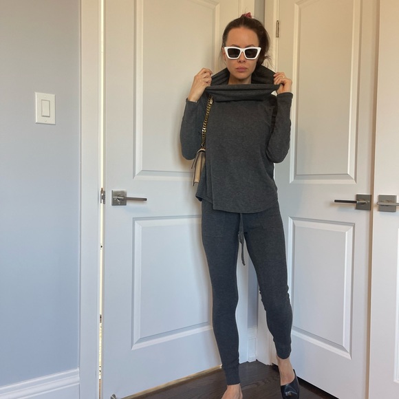 two piece jogger set - Picture 6 of 15